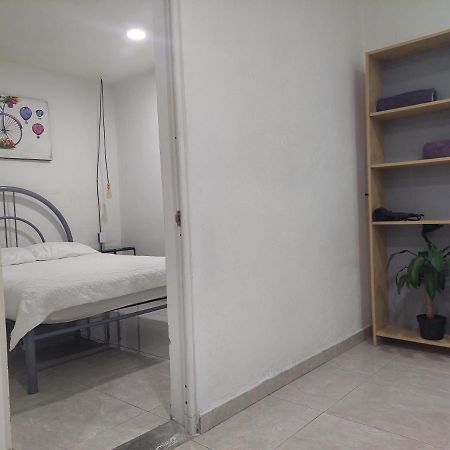 H5 - Habitacion Privada A 200 Mt Del Aepto Int. T1 Cdmx Mexikóváros Kültér fotó